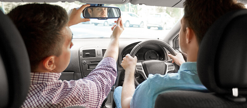 adjusting interior mirror